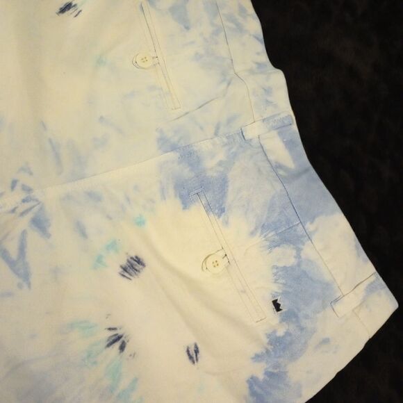 Crown & Ivy tie dye shorts - Picture 6 of 11